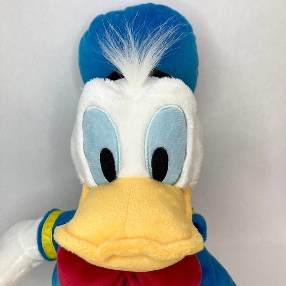 disney Store Donald Duck 15" Plush Stuffed Animal Toy with Original Tags Soft - Picture 3 of 16